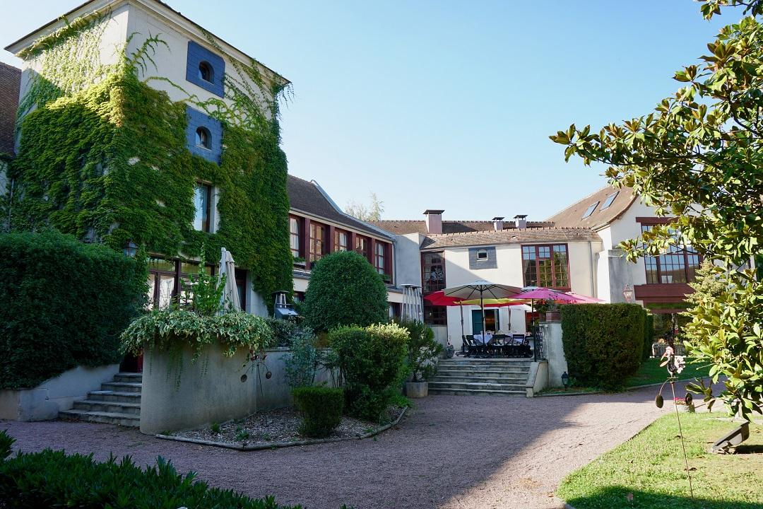 Le Manoir De Gressy Hotel Exterior photo