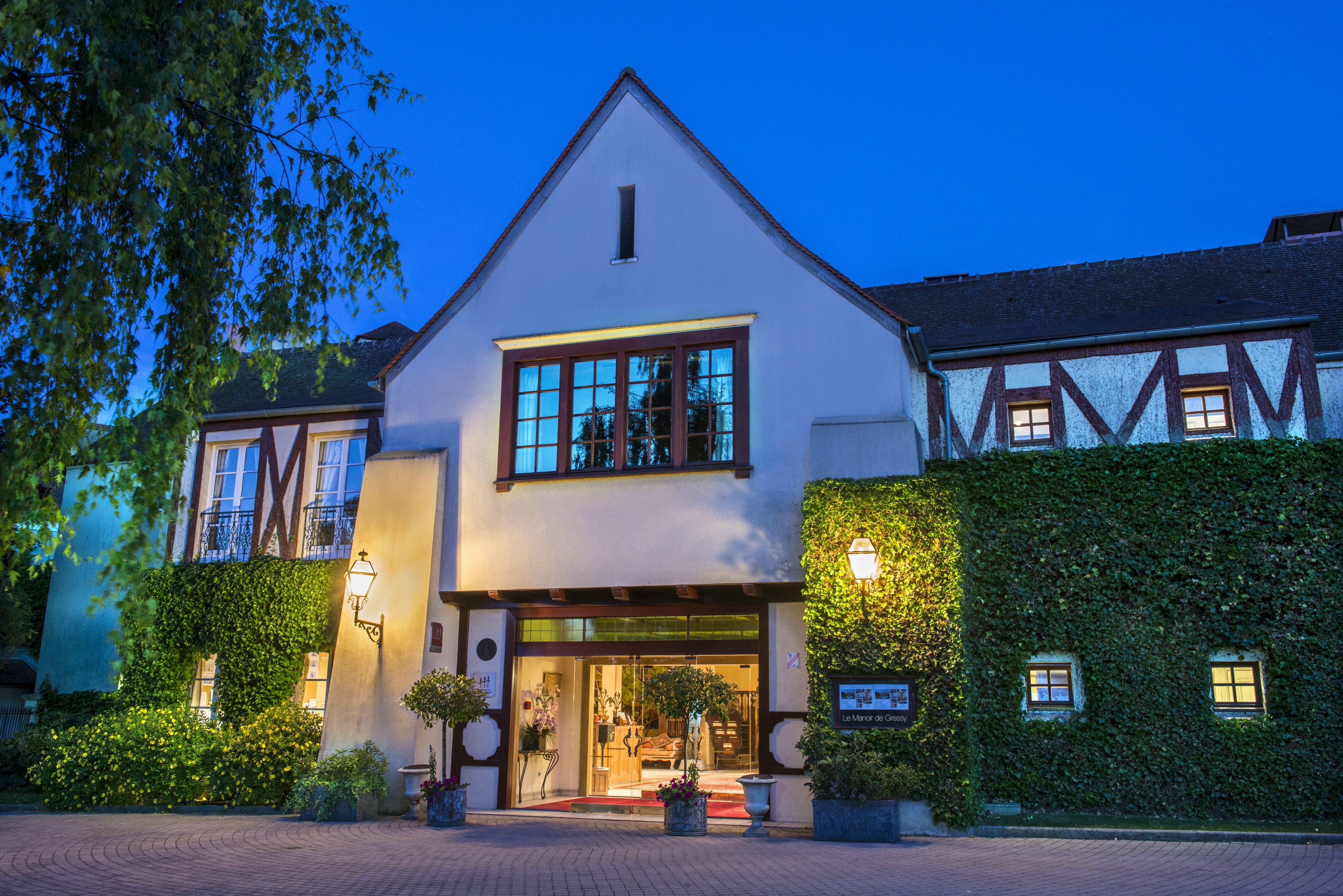 Le Manoir De Gressy Hotel Exterior photo